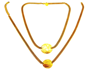 Image of Collier Double Chaine avec Médaille / Double Chain Necklace with Medal