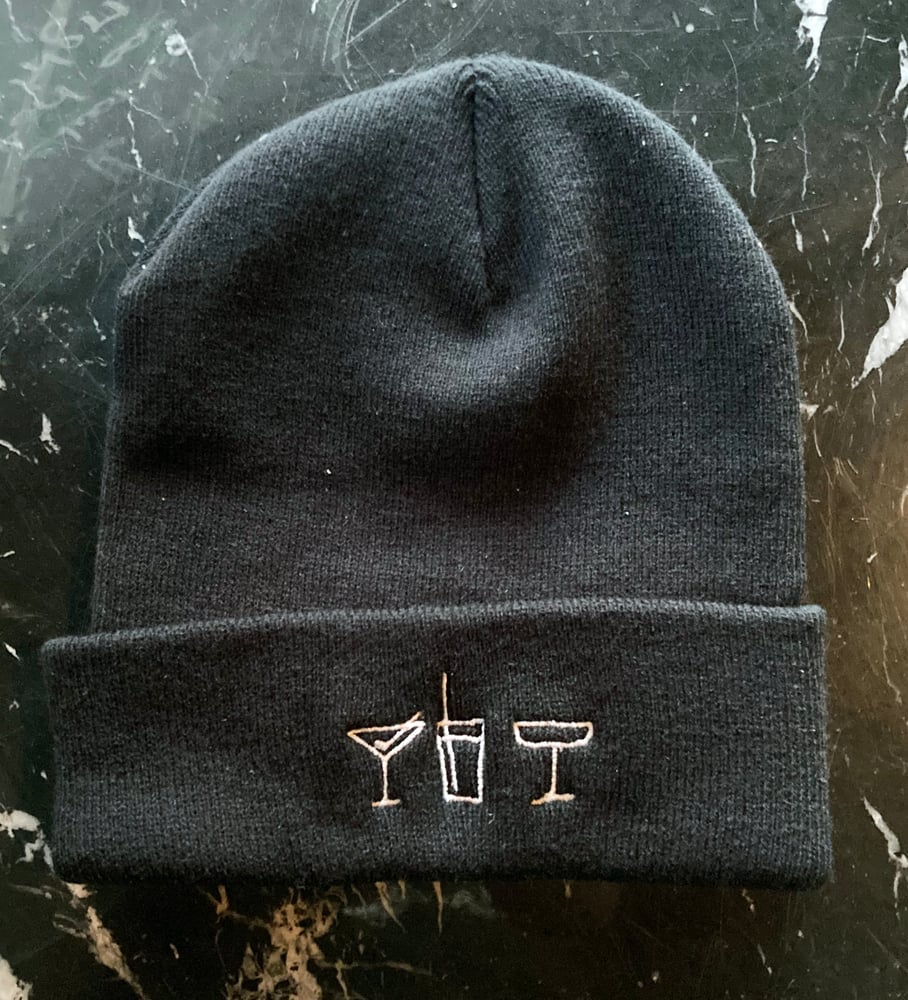 Image of 14 Beanie "All Drinks On Me!" black