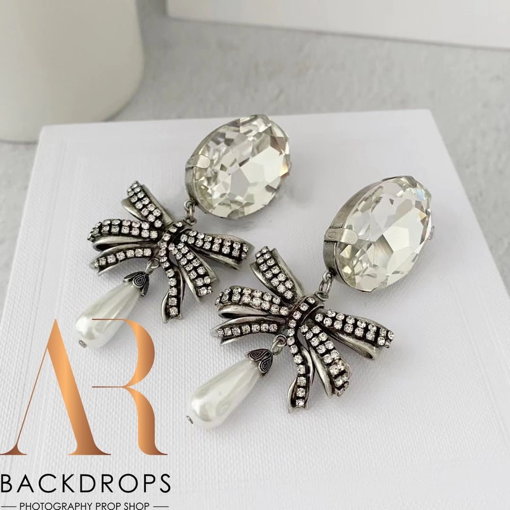 Image of Luxury clip earrings