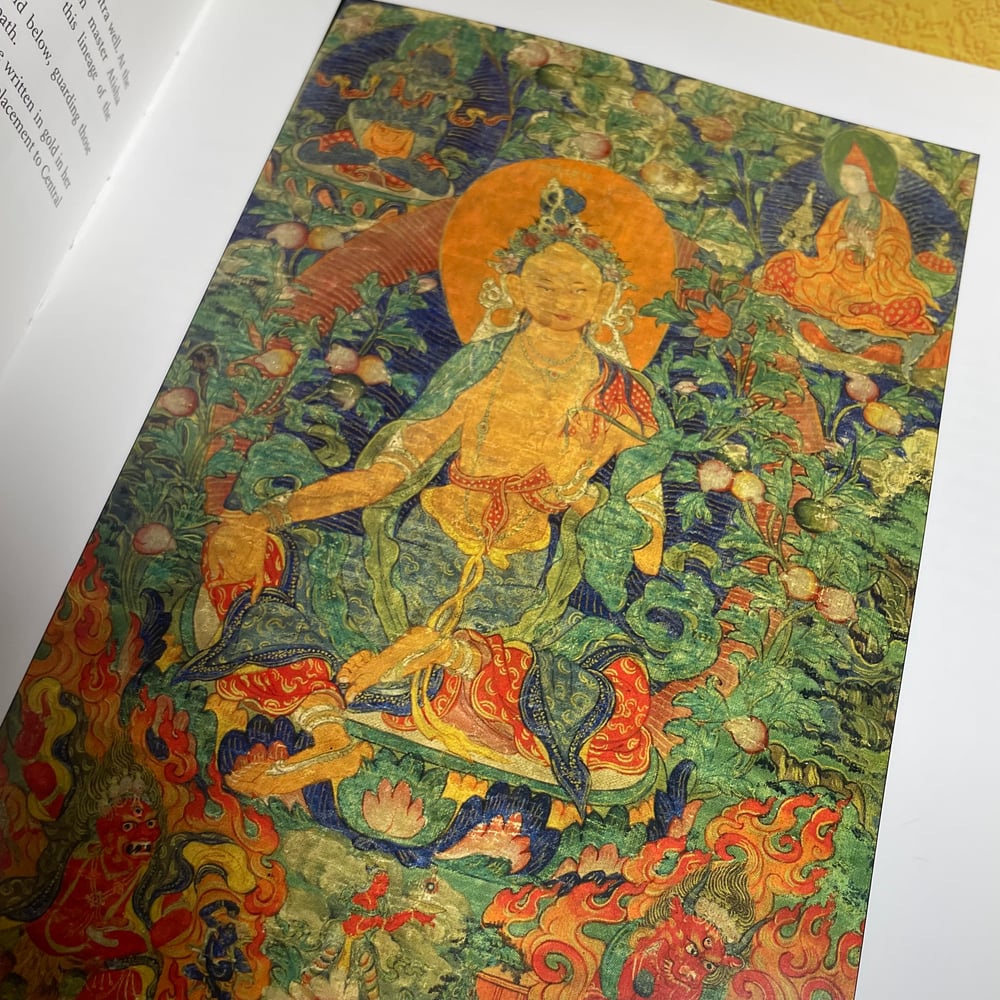BK: Female Buddhas - Women of Enlightenment in Tibetan Mystical Art by Glenn H. Mullin HB