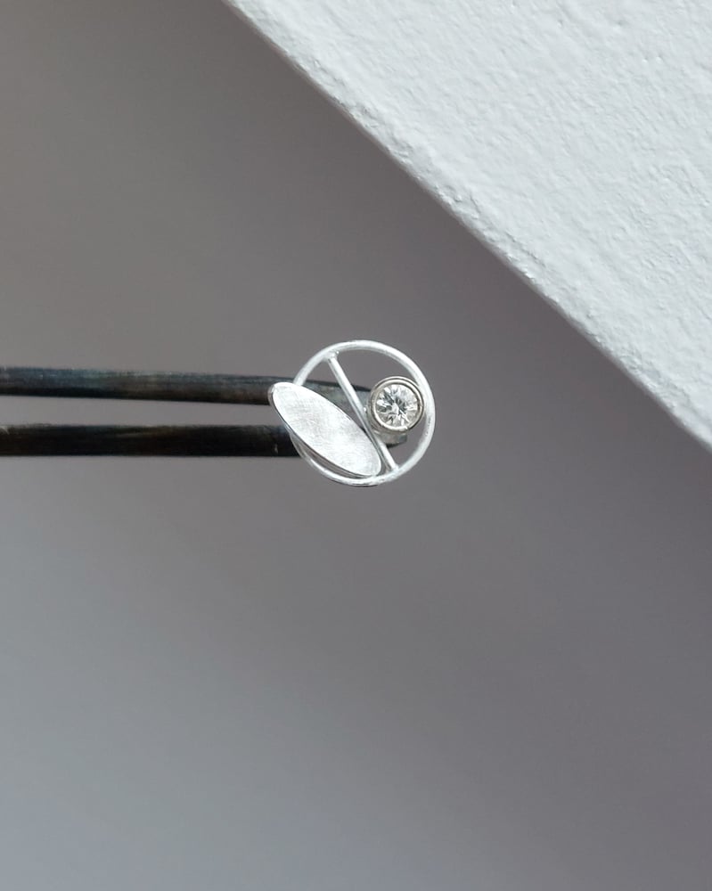 Image of Forest Floor Frame Earstuds with white sapphires 