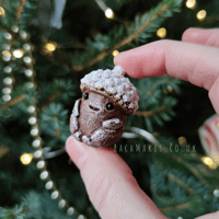 Image 2 of Frosty Topped Acorn Baby
