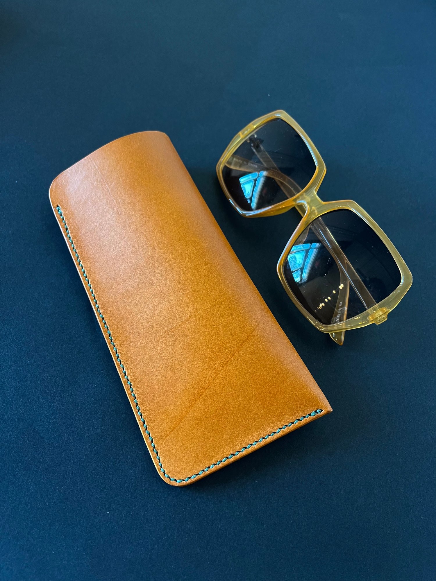 Image of Tan Italian Vachetta Sunglasses Case (Jade)