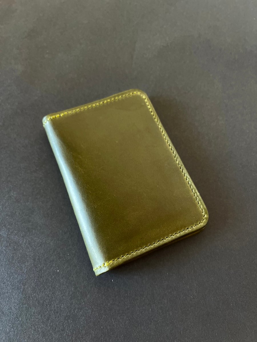 Image of Olive Green Italian Vachetta Vertical Card Wallet 
