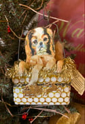 Spun Cotton Sebnitz King Charles Spaniel Puppy in Christmas basket ornament