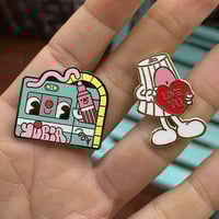 Image 2 of Yu Train Pin