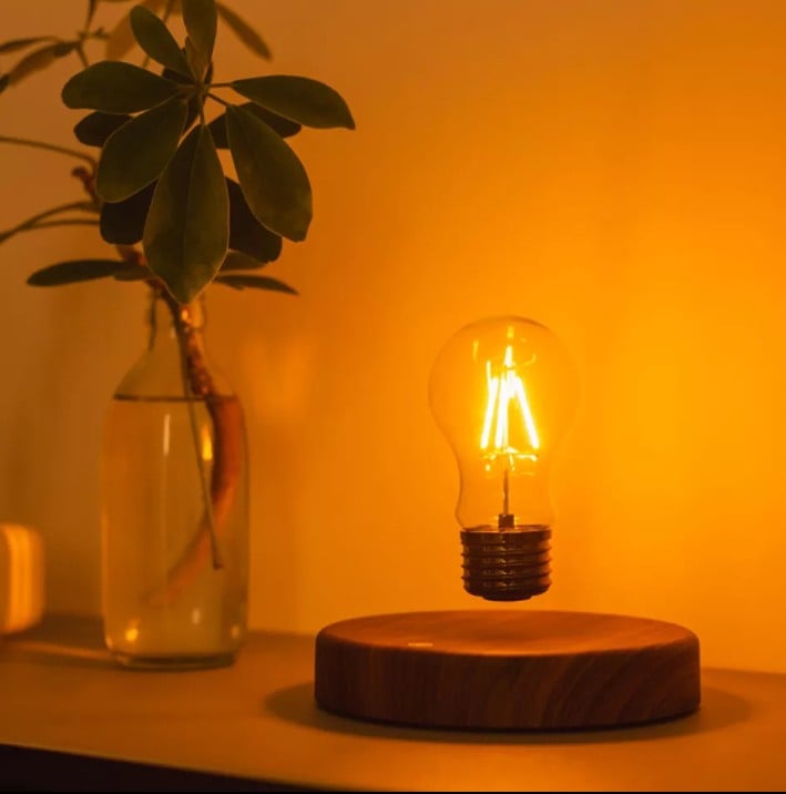Image of Levitating lamp