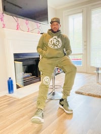 Image 2 of Peep Game hoodie and jogger set