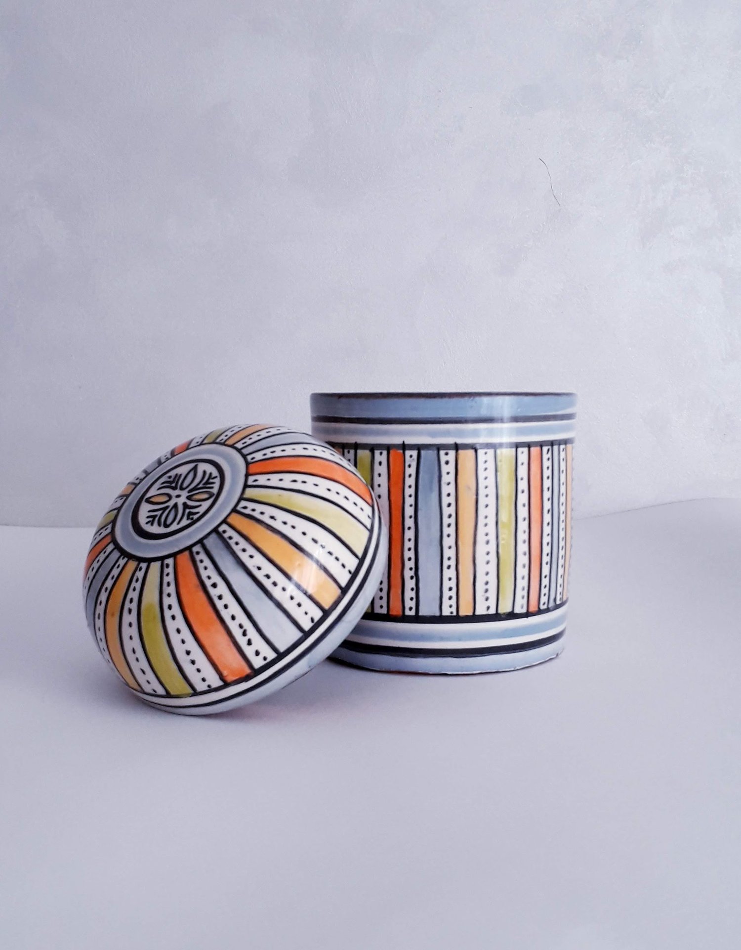 Image of CERAMIC BOX with LID