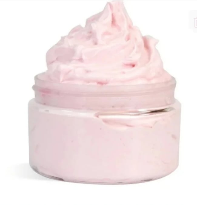 8 oz G L O SS M E E 💞🧚‍♀️✨️ !!! RoZeee Bod'e Gloss