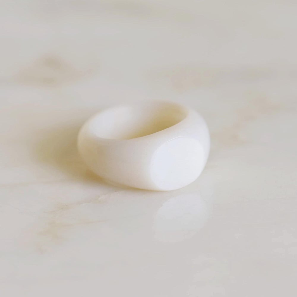 Image of White Agate antique style flat round face ring