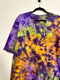 Image 6 of 2XL - WITCHY TEE