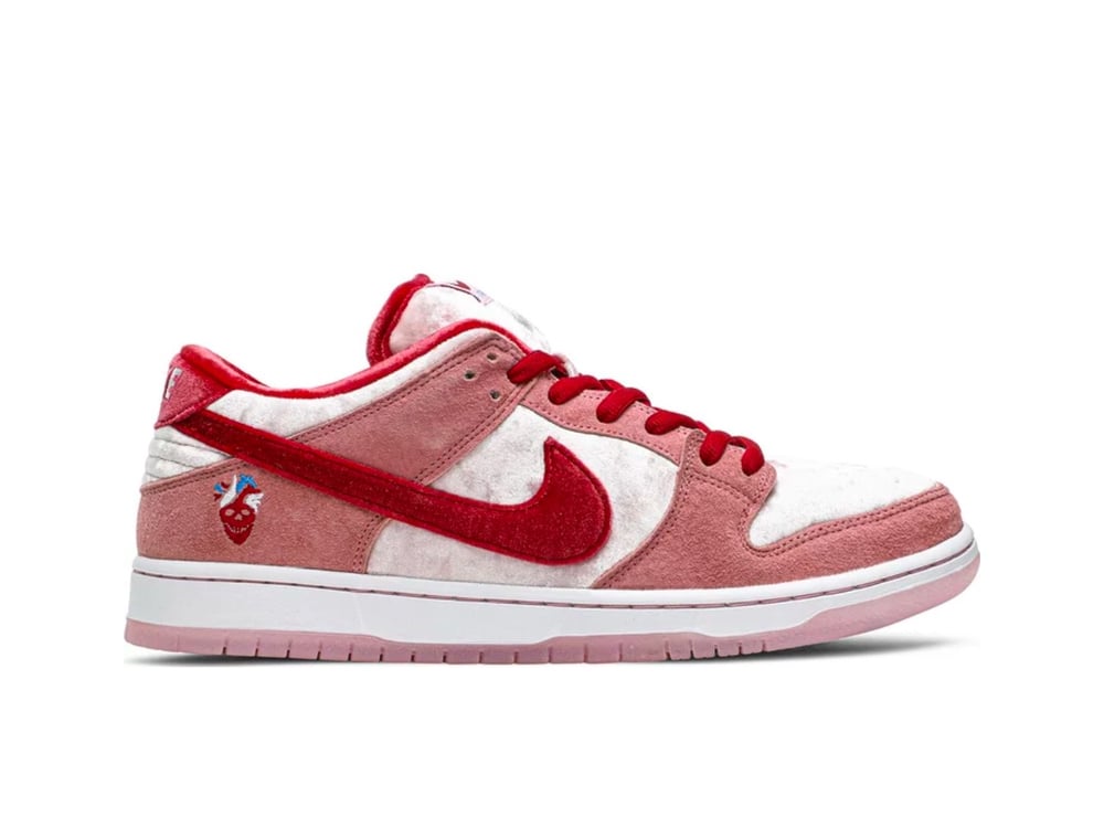 StrangeLove x Dunk Low SB 'Valentine's Day'