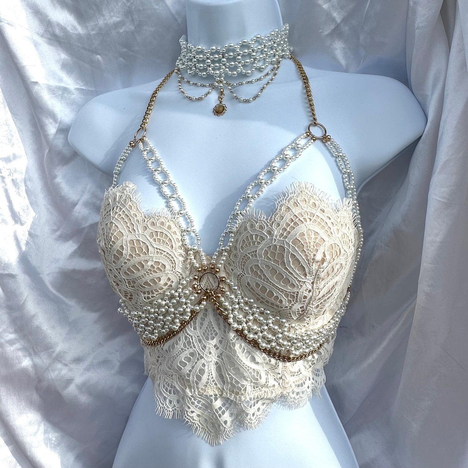 Image of Golden Pearl Harness 