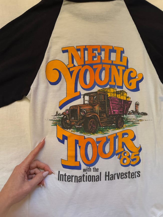 vintage Neil Young tour raglan concert tee t shirt