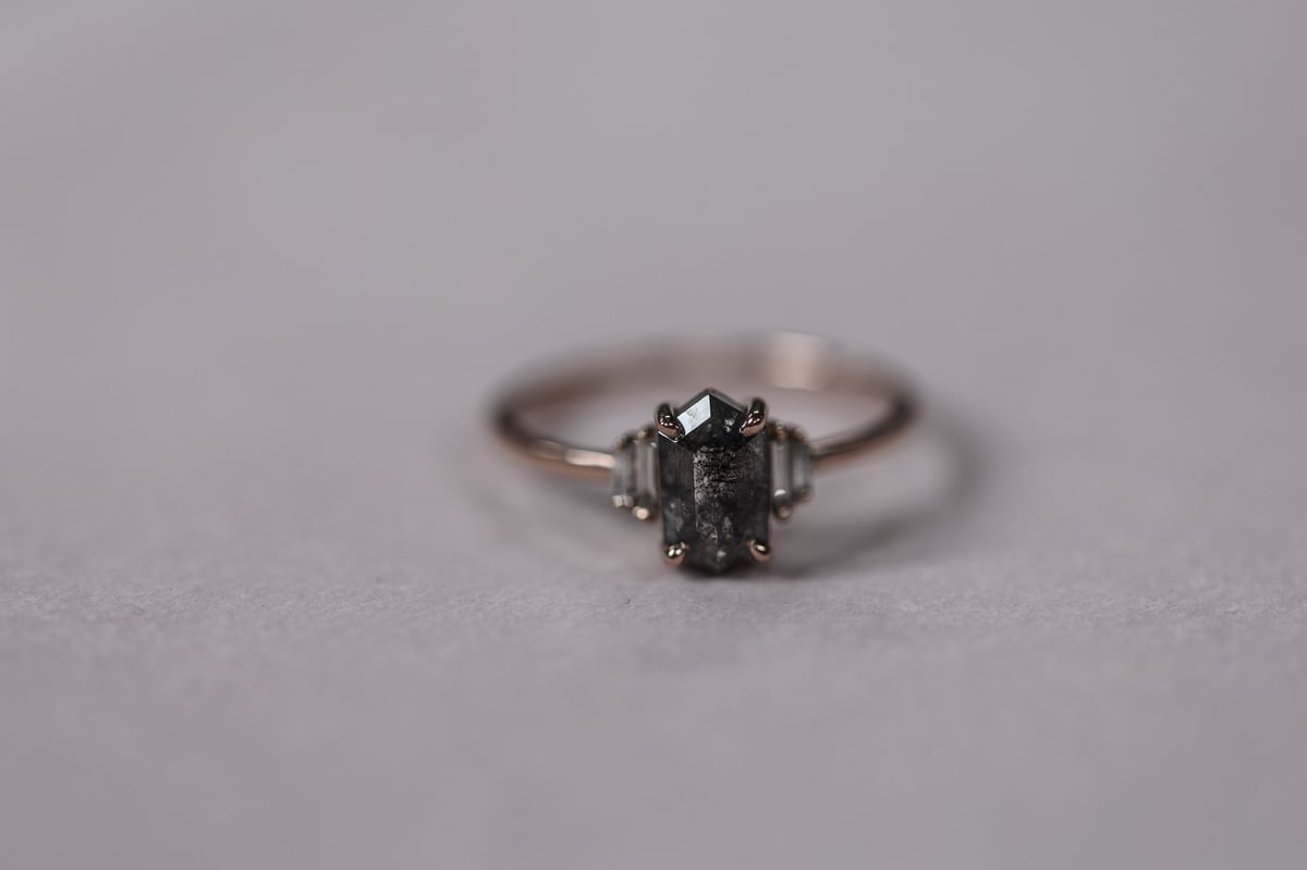 Image of 18ct Rose gold, dark grey hexagonal rose-cut diamond ring (IOW202)