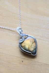 Image 4 of Sterling Silver x Sunset Yellow Labradorite Pendant