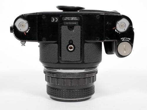 Image of Pentax 67 II 6X7 camera with SMC 90mm F2.8 lens
