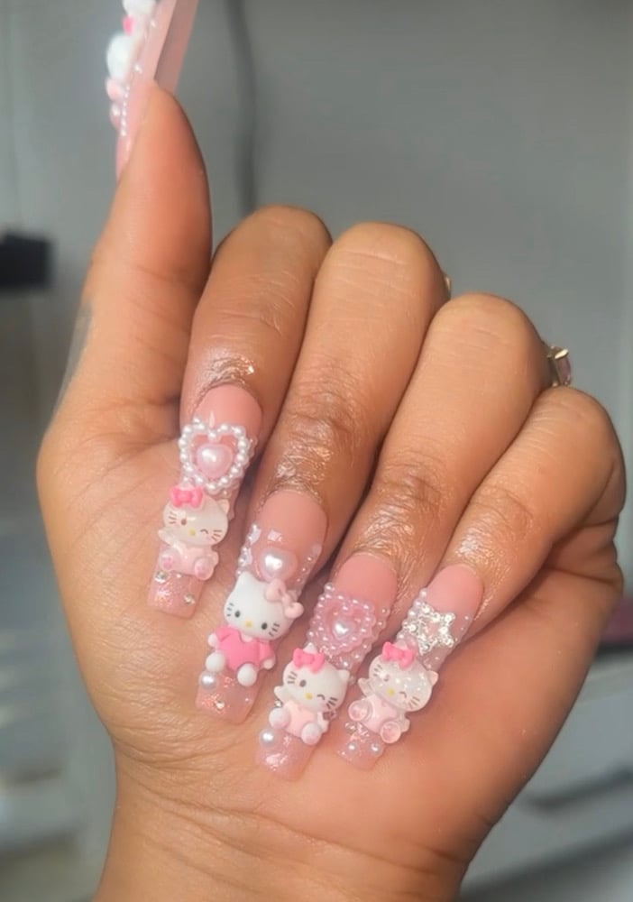 Pink Kitty's Treasure