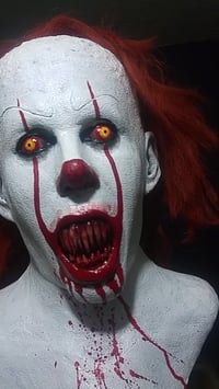 Image 1 of Pennywise It Clown Deluxe Latex Mask 