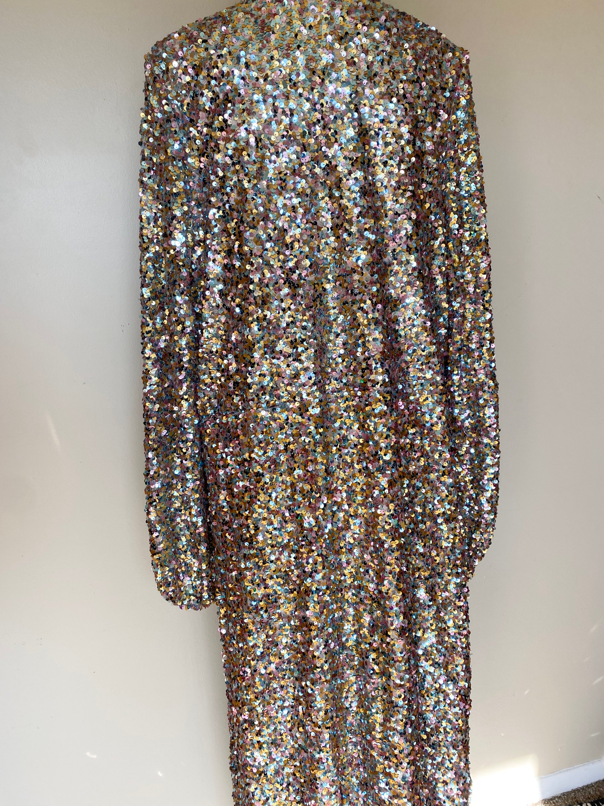 Modern River Island Ruched Sequins Dress W/Slit | Golden Bird Boutique Modern River Island Ruched Sequins Dress W/Slit | Golden Bird Boutique