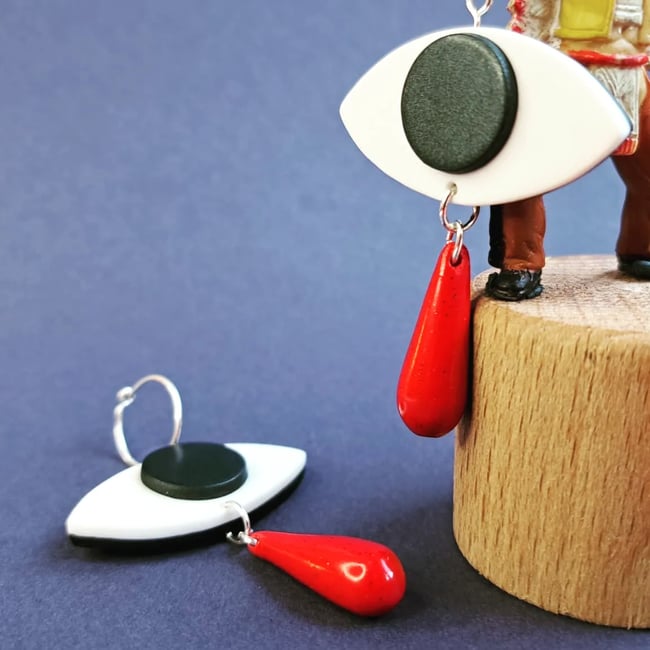 Fem fetén x Me Sangran Los Ojos 