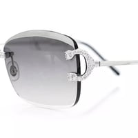 Image 5 of Moissanite Diamond Shades