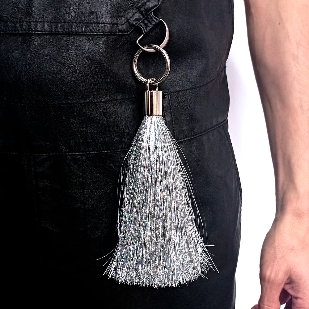 SIRIUS TASSEL RING