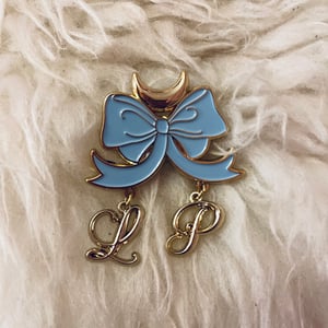 Image of Louisianna Purchase enamel bow pin
