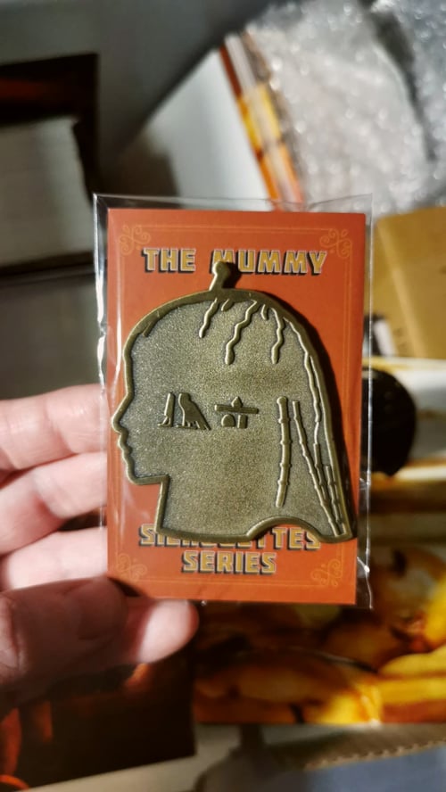 Image of Imhotep/Anck-Su-Namun 'Silhouettes Series' Graded pin set 
