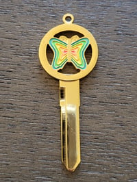 Image 2 of HONDA / Rainbow Butterfly M346 Gold Key Blank 