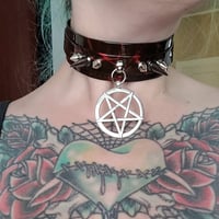 Spiked pentagram choker