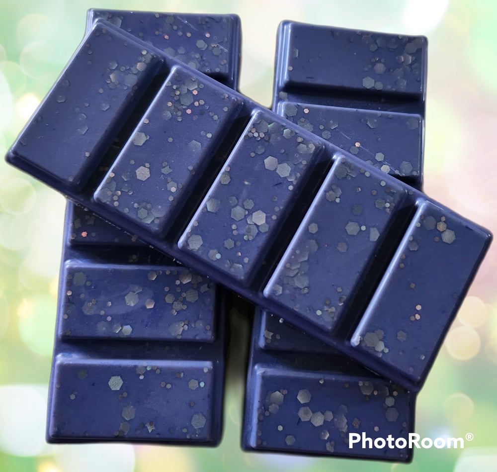 Image of Heavenly cedar and salted lavender 