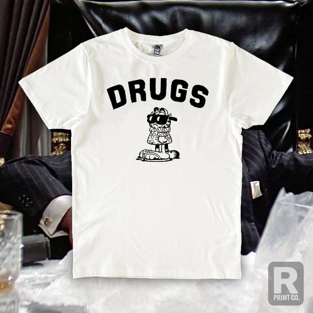 Image of DRUGS **TEE**