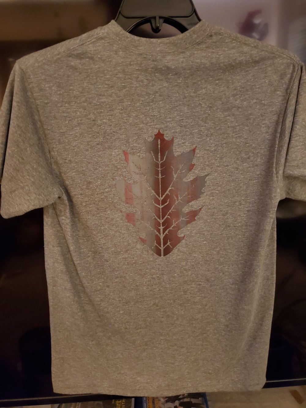 Gray Leaf Tee