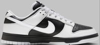 Dunk Low “Reverse Panda”