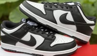 Dunk Low “Panda”