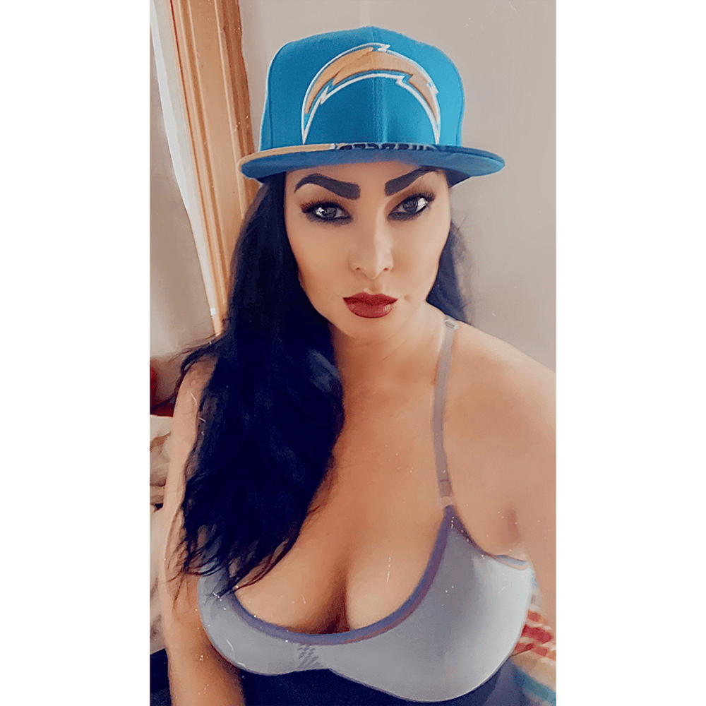 Worn LA Los Angeles Chargers Baseball Hat + Free Signed 8x10