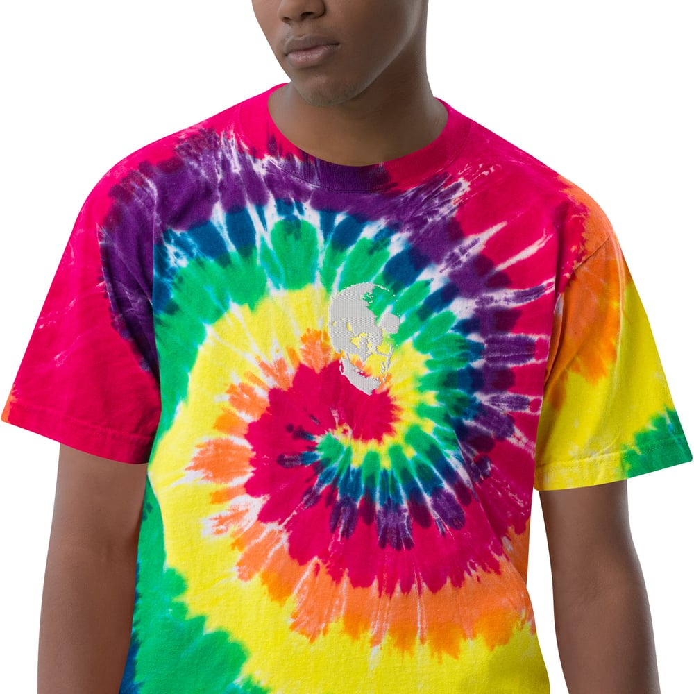 baskets oversized tie-dye t-shirt