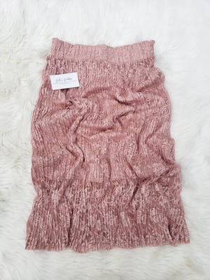 Image of Carli Lace Skirt (black/blush)