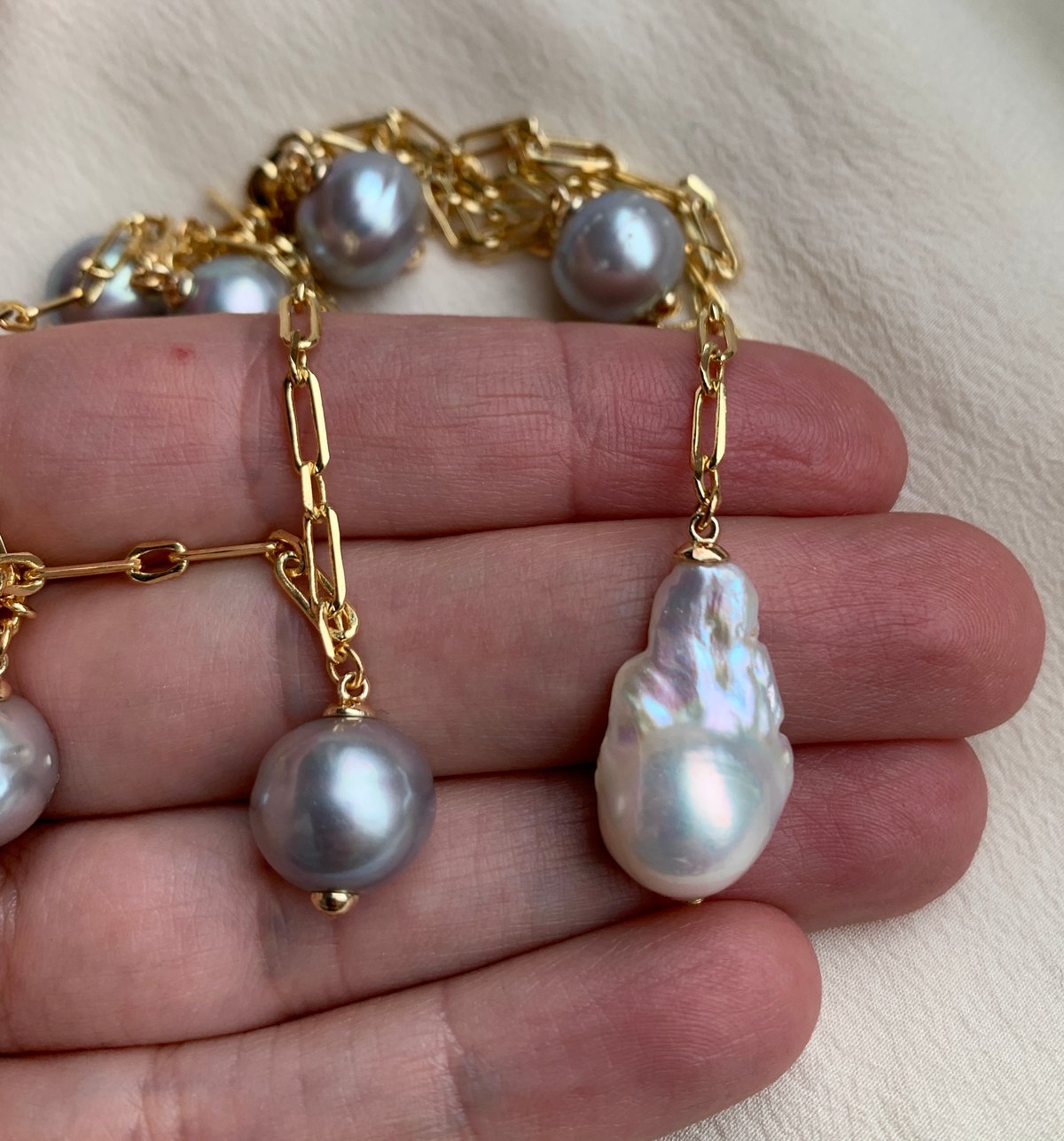 Image of Mixed pearls necklace