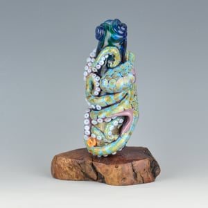 Image of XXXXL. Tangled Violet Reticulated Octopus Tower - Flamework Glass Sculpture