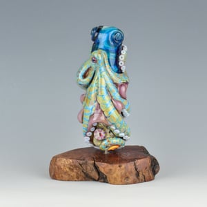 Image of XXXXL. Twisted Violet Reticulated Octopus Tower - Flamework Glass Sculpture