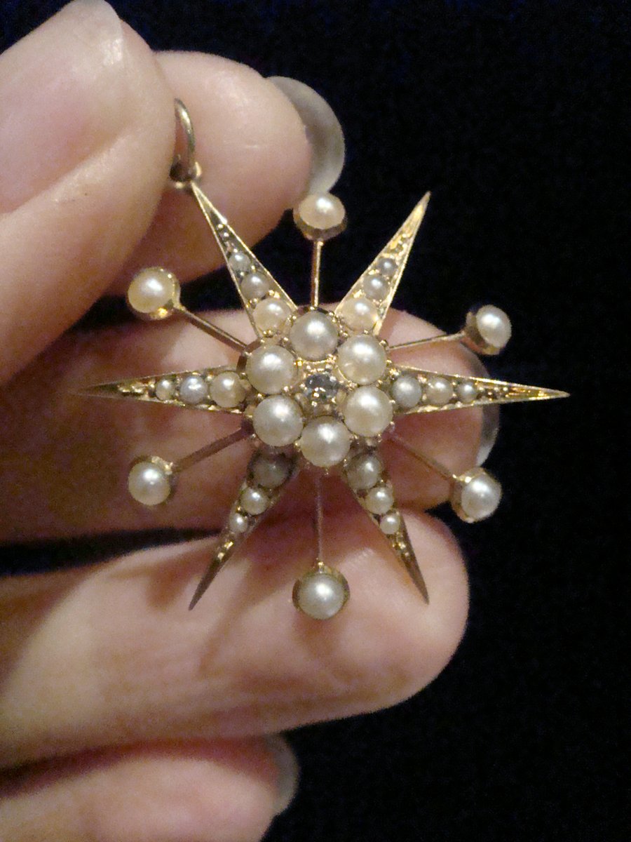 Victorian 9ct gold seed pearl star burst pendant with fine gold chain