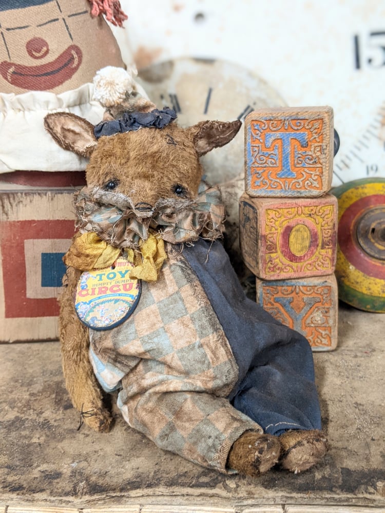 Image of NEW DESIGN - 8.5" Vintage Style Old Schoenhut Toy Circus FOX by Whendi's Bears.