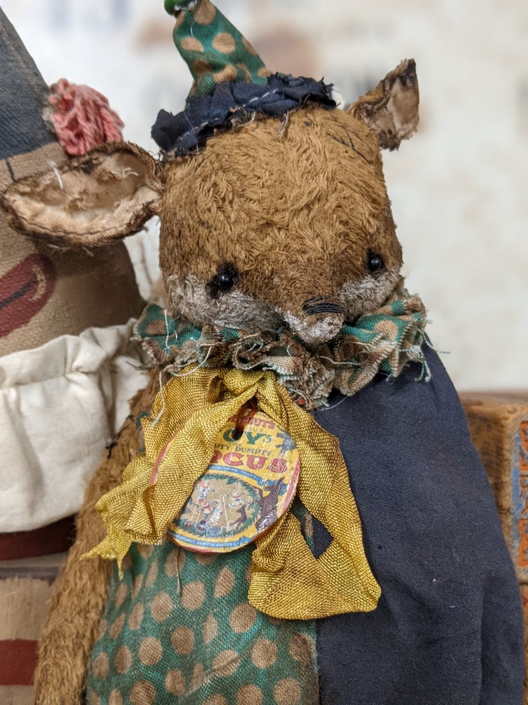Image of NEW DESIGN - 8.5" Vintage Style Old Schoenhut Toy Circus FOX by Whendi's Bears...