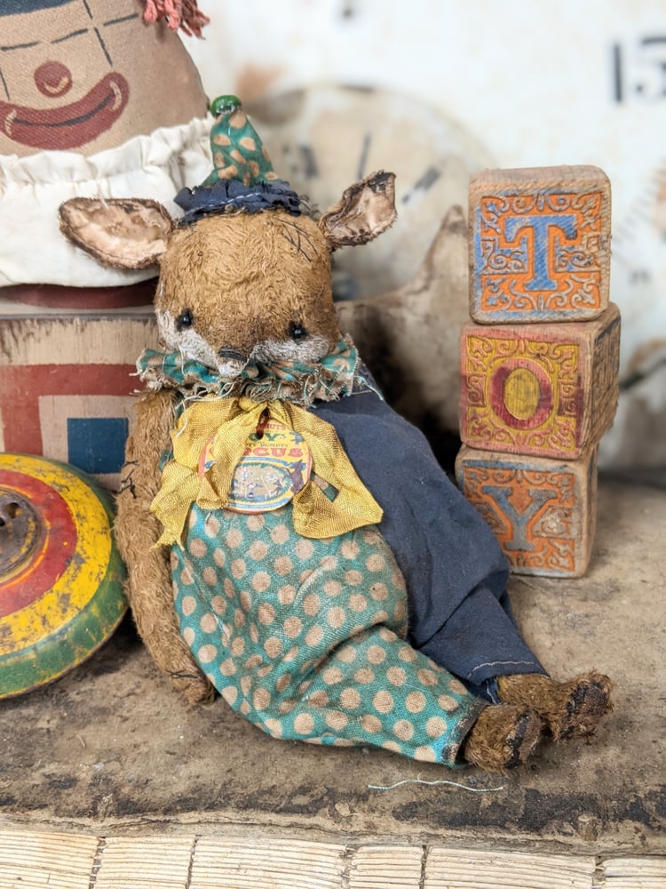Image of NEW DESIGN - 8.5" Vintage Style Old Schoenhut Toy Circus FOX by Whendi's Bears...