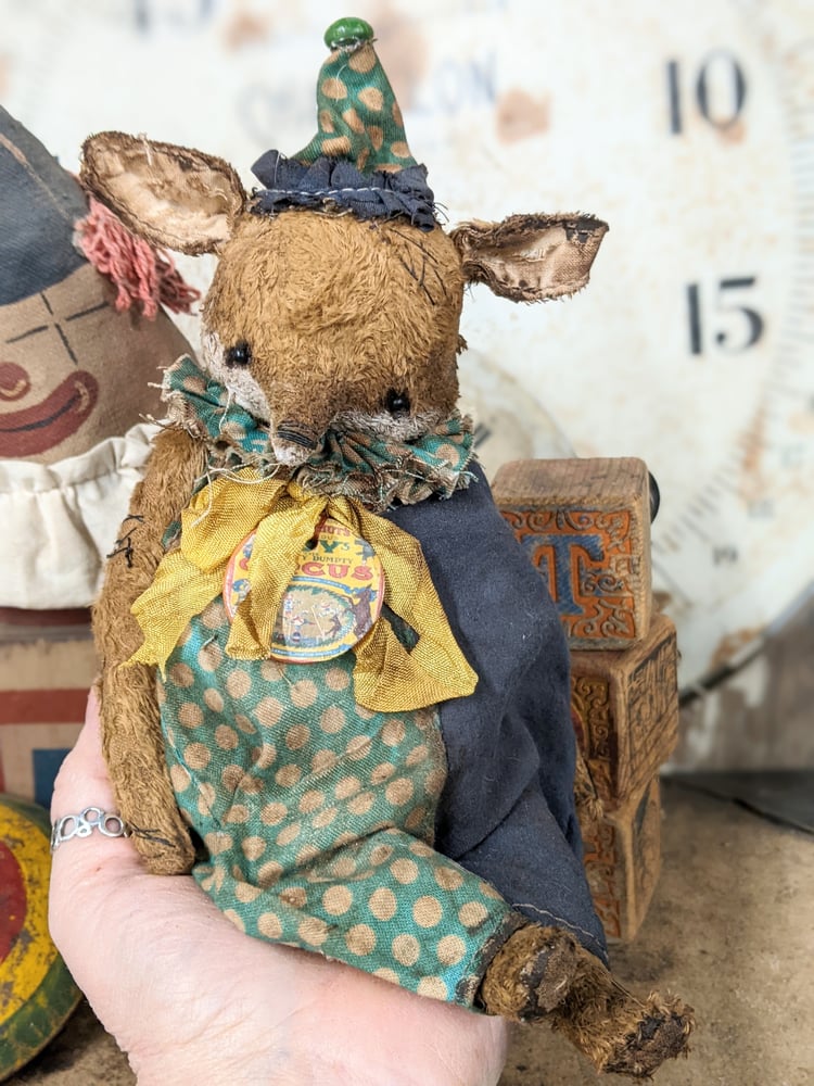 Image of NEW DESIGN - 8.5" Vintage Style Old Schoenhut Toy Circus FOX by Whendi's Bears...