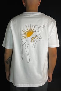 Image 3 of T-shirt "Rayonnement Intérieur"