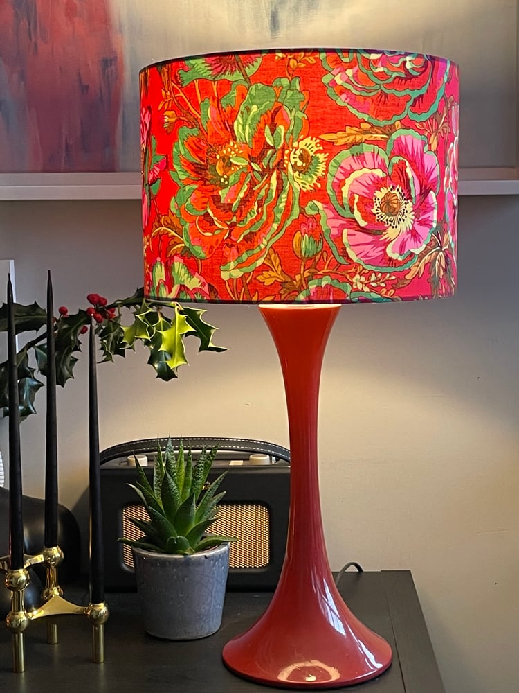 Image of Dorothy Red Shade